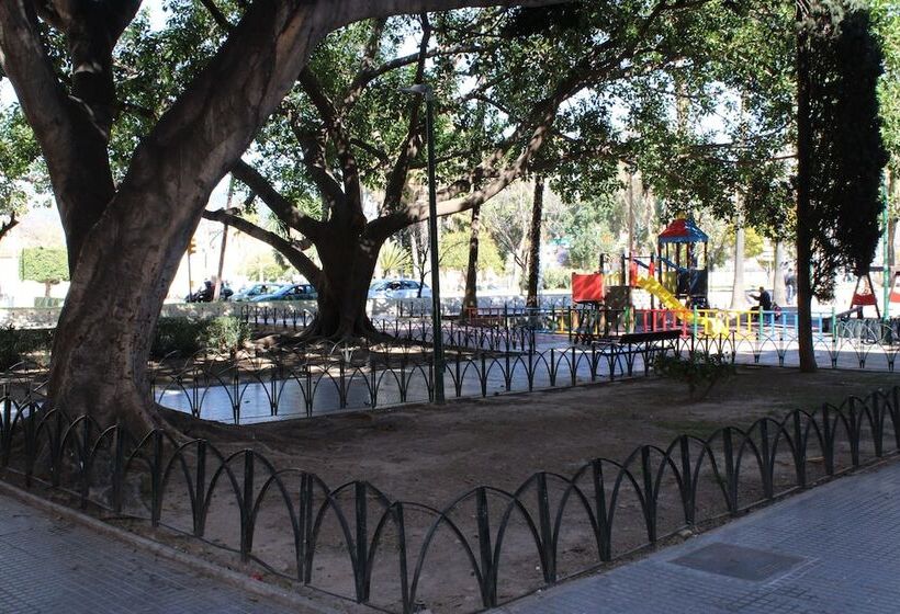 پانسیون Fan Rooms Galvez