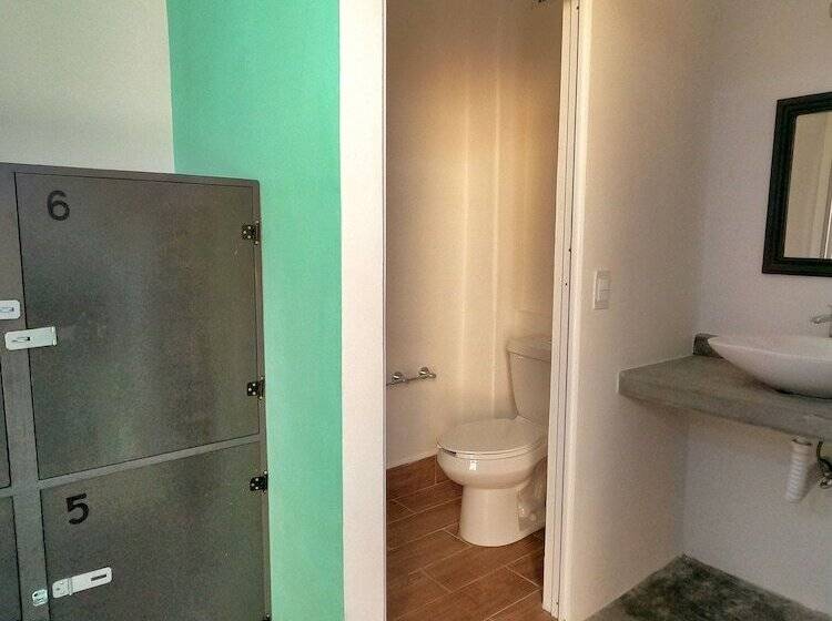 Пансион Paziflora Hostel