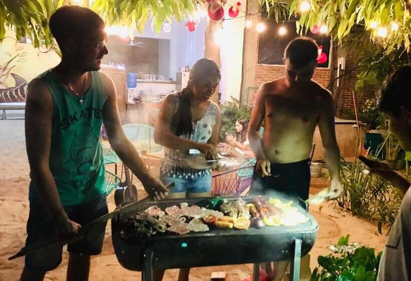 Пансион Paziflora Hostel