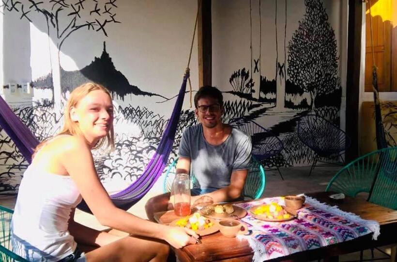 Пансион Paziflora Hostel