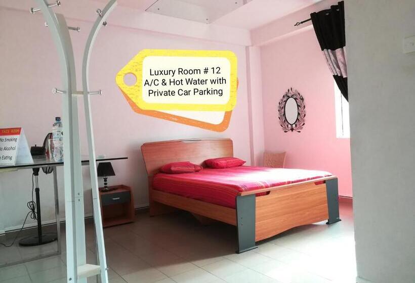 פנסיון Thilini Tour Inn