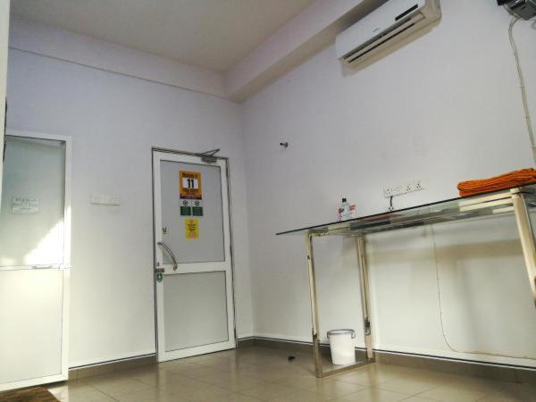 פנסיון Thilini Tour Inn