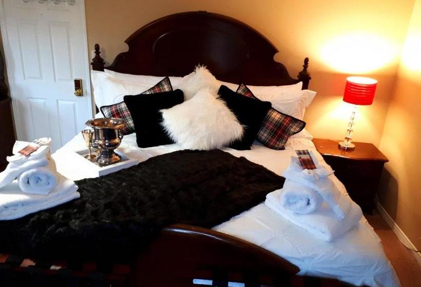 The Tartan House Bed & Breakfast