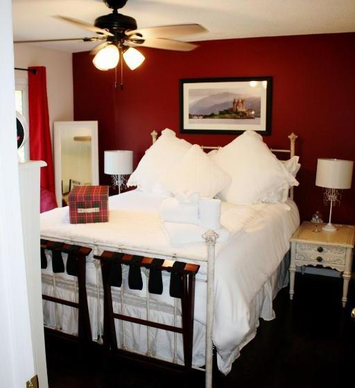 The Tartan House Bed & Breakfast