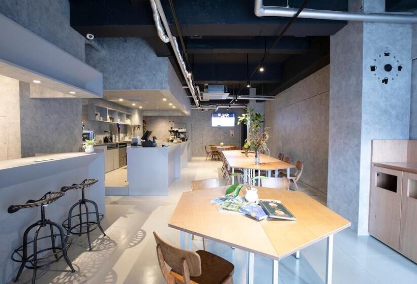 Hafh Nagasaki Sai   Hostel