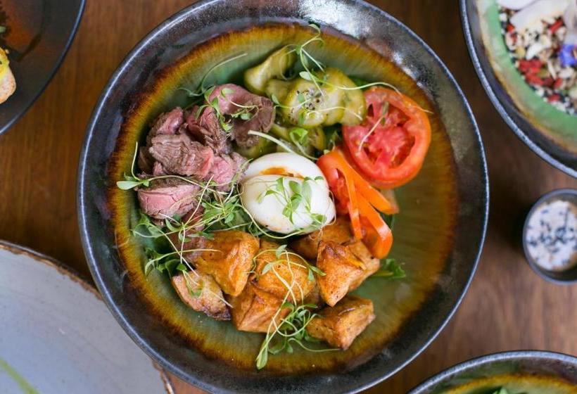 Grand Caribe Beach Club And Spa