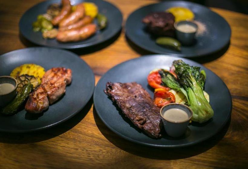 Grand Caribe Beach Club And Spa