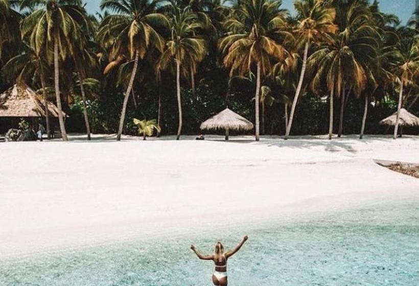 Grand Caribe Beach Club And Spa