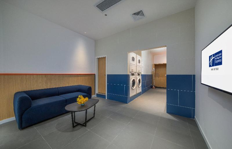 هتل Holiday Inn Express Xiamen Airport Zone, An Ihg