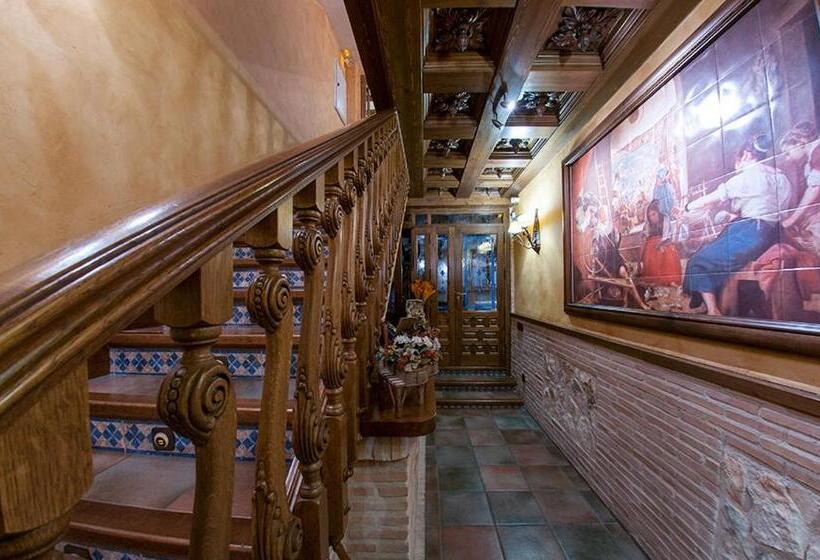 ホテル Hostal Rural Los Telares