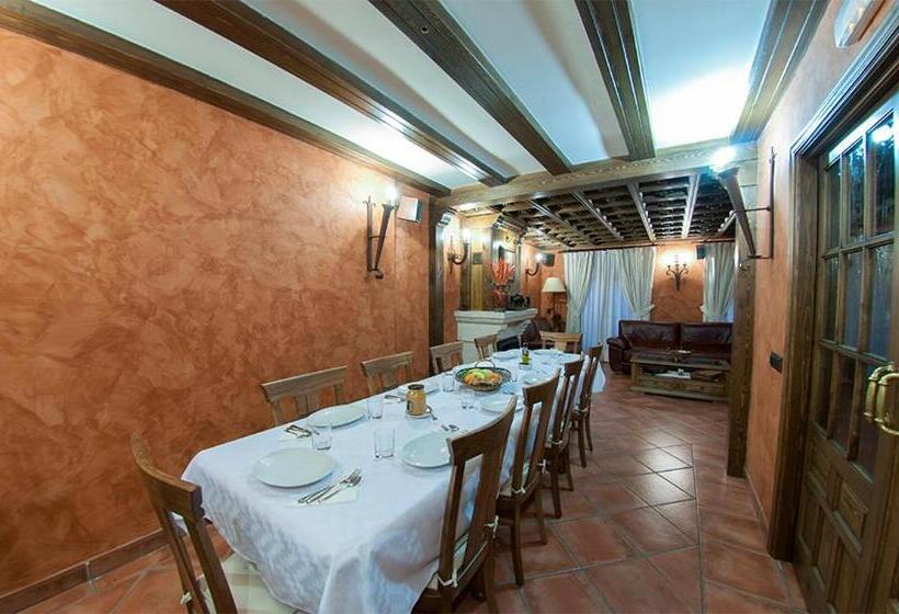ホテル Hostal Rural Los Telares