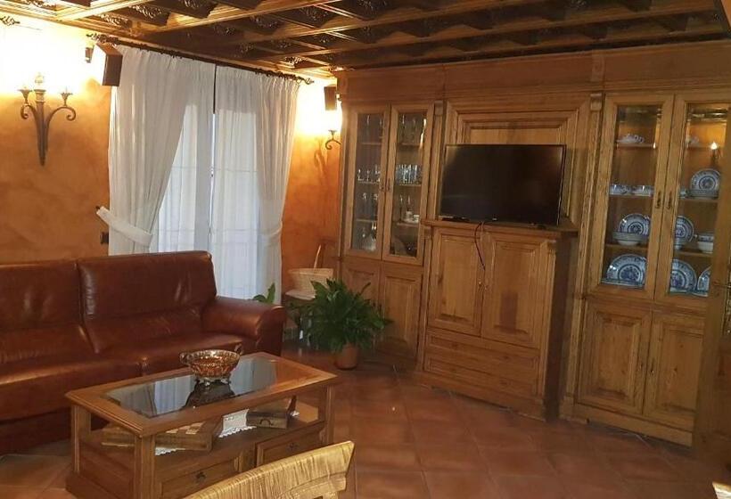 ホテル Hostal Rural Los Telares