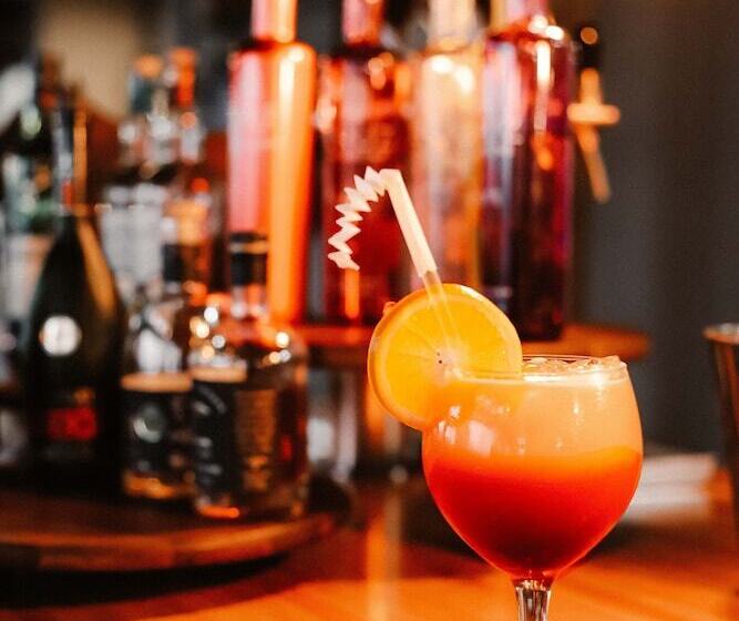 Отель Ndhula Luxury Tented Lodge