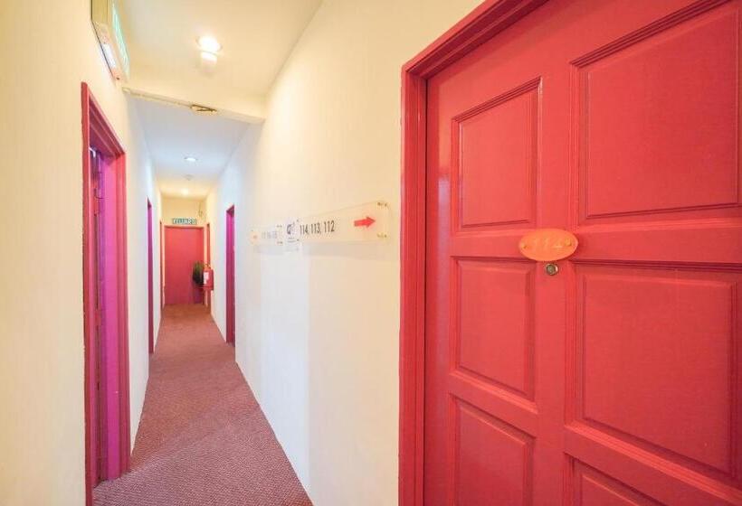 Отель Saujana Ct View