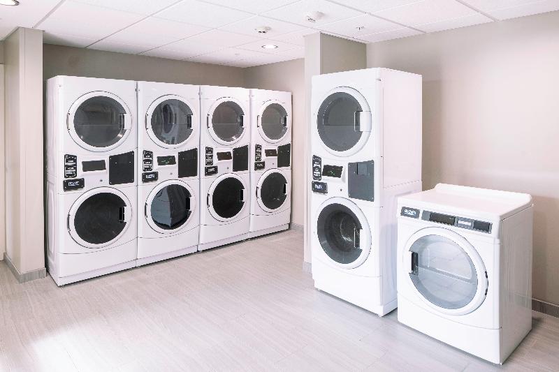 호텔 Staybridge Suites Montgomery   Downtown, An Ihg