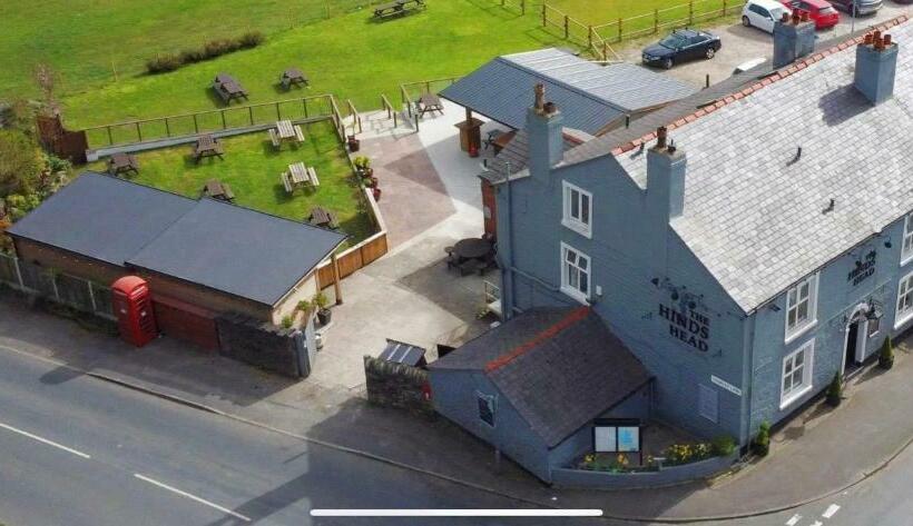 Отель The Hinds Head