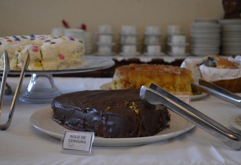 בית מלון כפרי Vila Real Rex