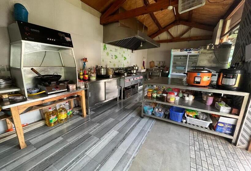 پانسیون Chun Jian