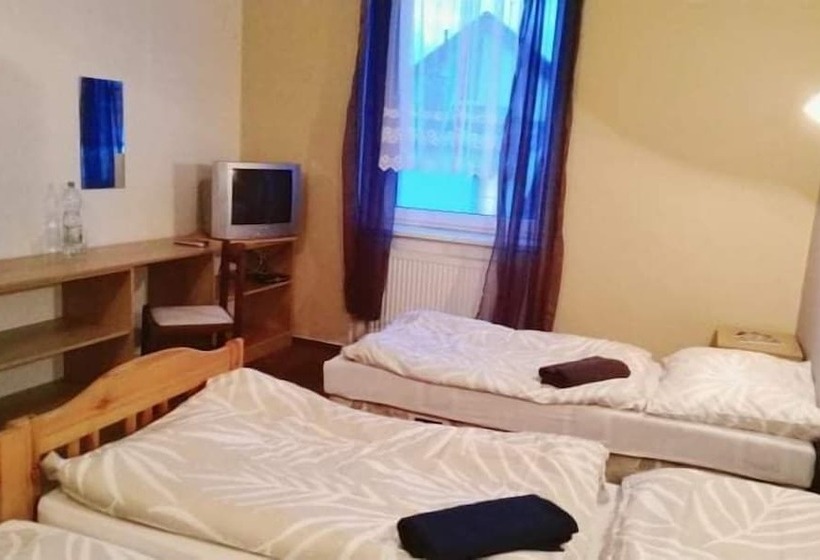 پانسیون Penzion Lara