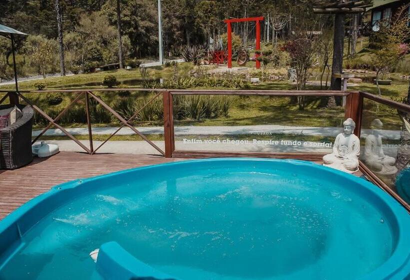 پانسیون Pousada Jardim Do Buda   Café E Piscina