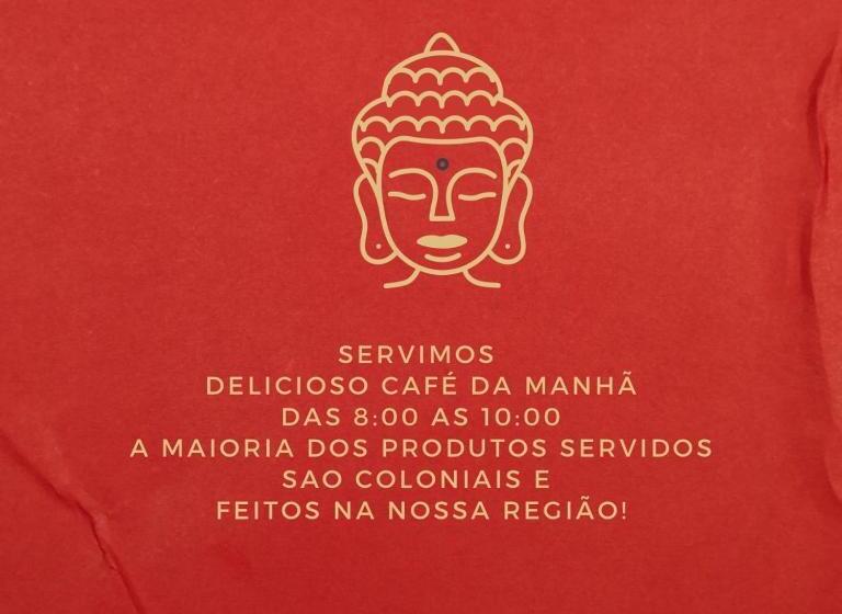 پانسیون Pousada Jardim Do Buda   Café E Piscina