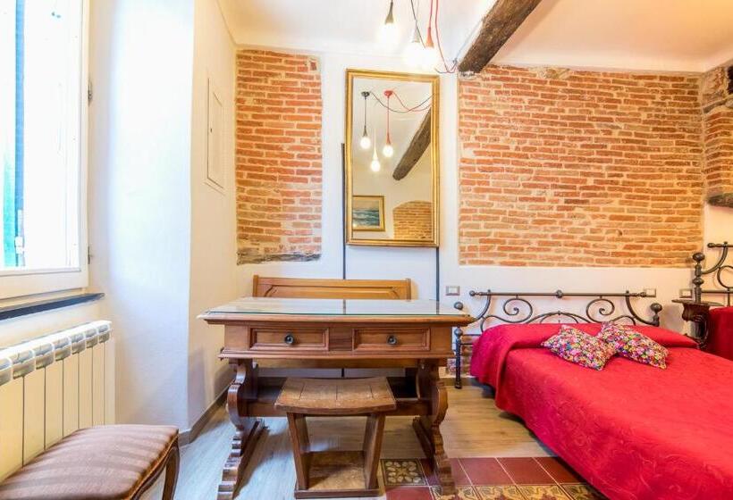 پانسیون Sea View Suites   Francamaria Rooms