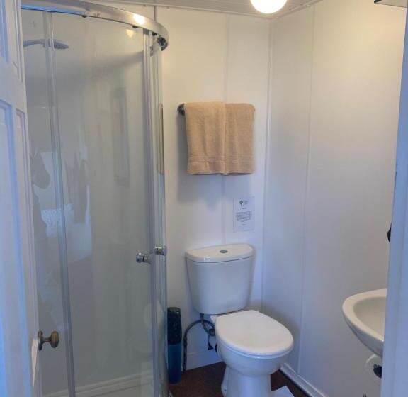 פנסיון White Heather Guest House