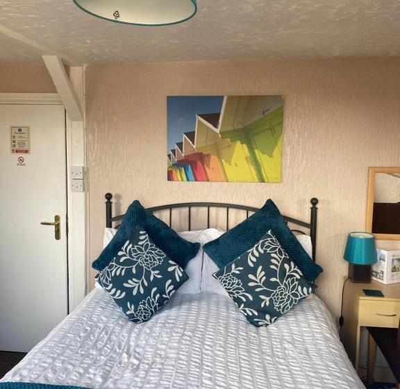 بنسيون White Heather Guest House