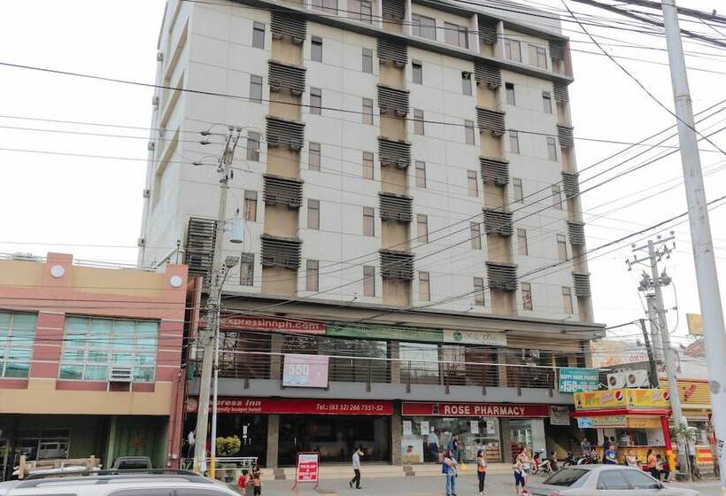 호스텔 Reddoorz @ Mj Cuenco Avenue Cebu