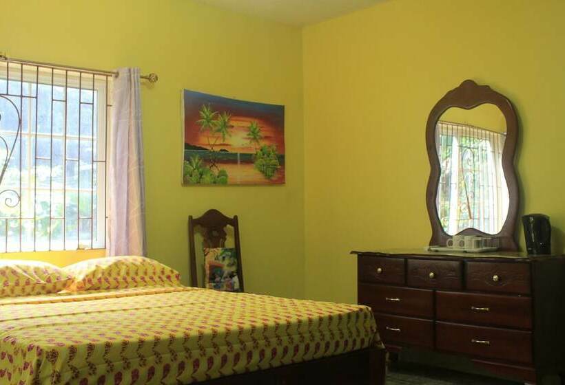 تختخواب و صبحانه Ritashomeawayfromhome