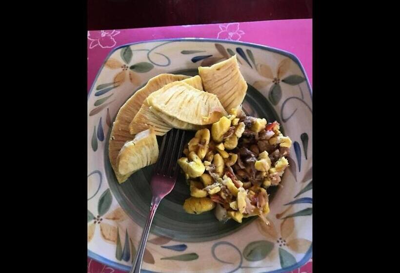 تختخواب و صبحانه Ritashomeawayfromhome