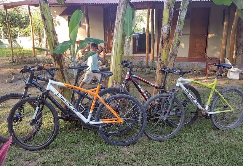 El Gecko Hotel & Tours