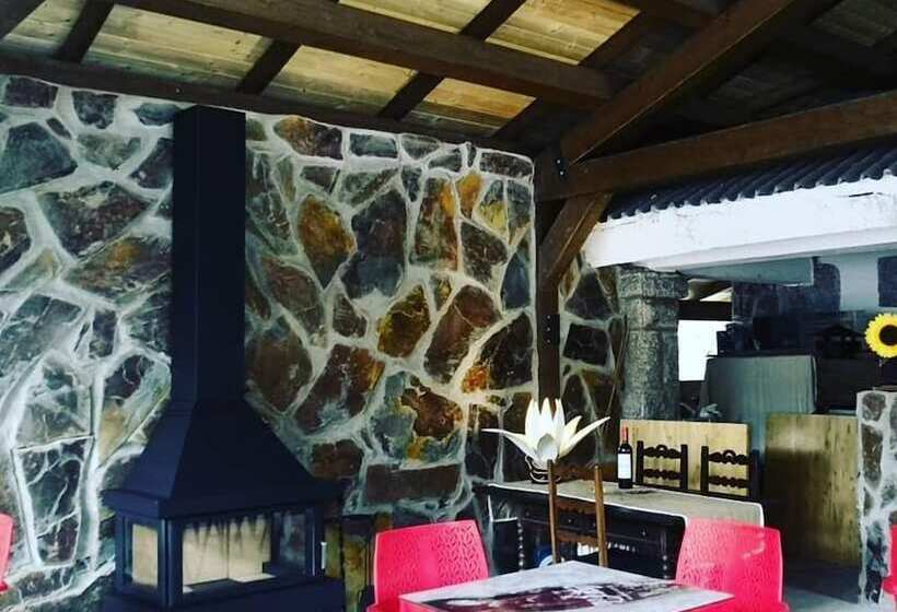 El Refugio De Cotos   Hostel