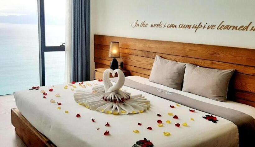 Joy Trip Hotel & Spa Nha Trang