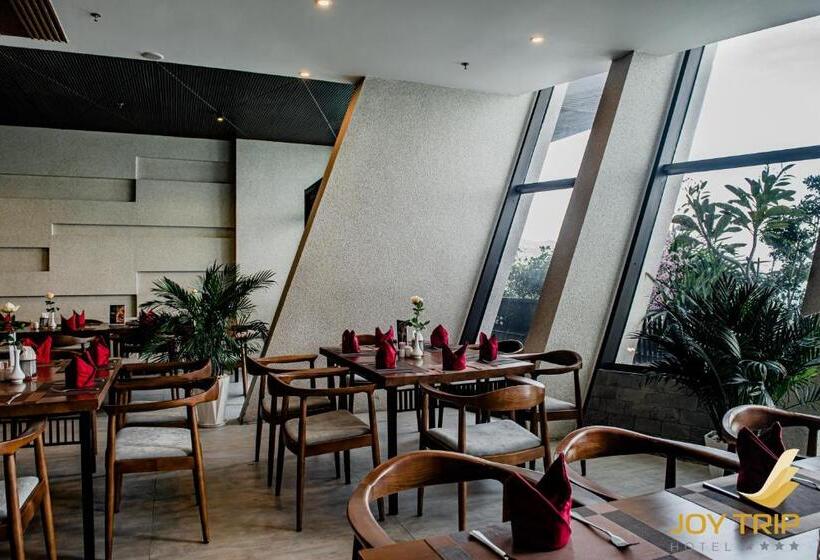 Joy Trip Hotel & Spa Nha Trang