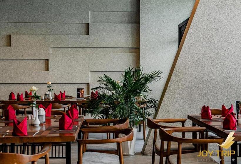 Joy Trip Hotel & Spa Nha Trang