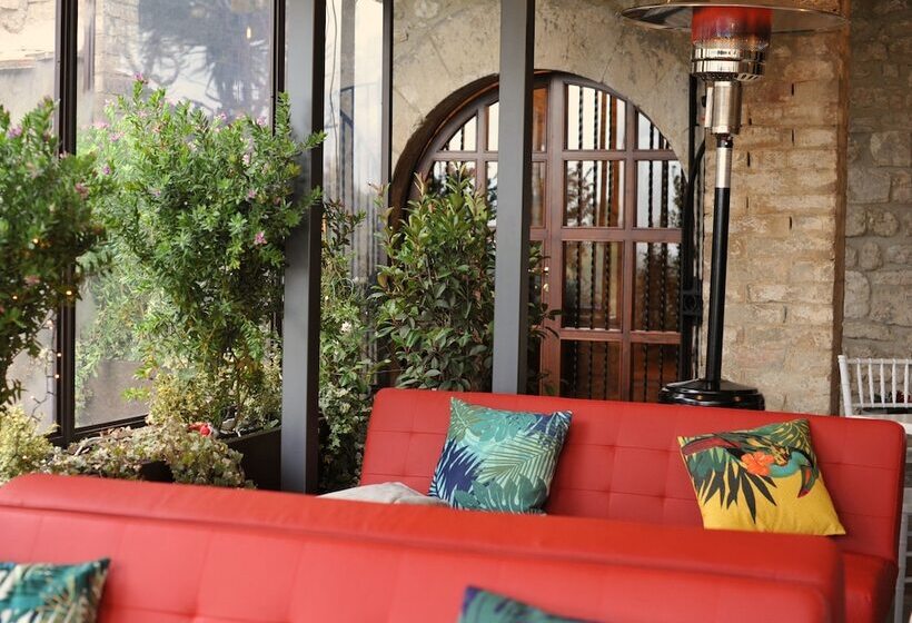 בית מלון כפרי San Gemini Palace