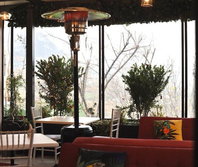 בית מלון כפרי San Gemini Palace