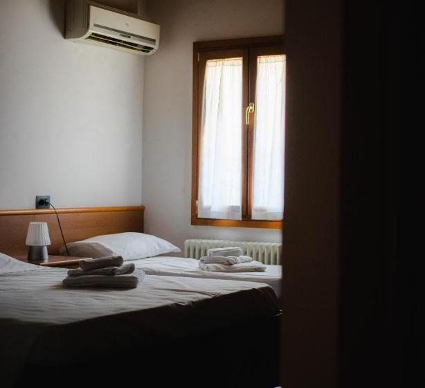 فندق Spiedo Imperiale   Locanda E Ristorante