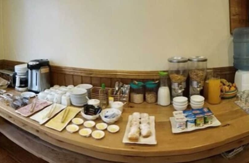 פנסיון Hostal Casa Miranda