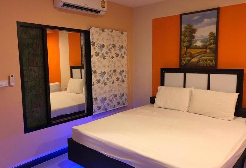 펜션 Jirapa Modern Resort