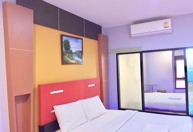 펜션 Jirapa Modern Resort