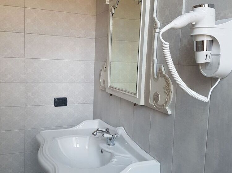 פנסיון L'ortodellerose