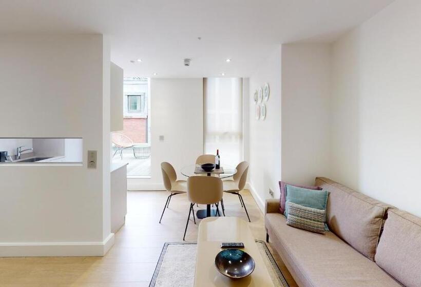 The Chronicle By Supercity Aparthotels