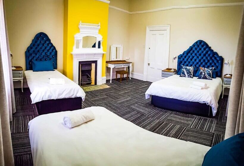 Island Vibe Port Elizabeth   Hostel