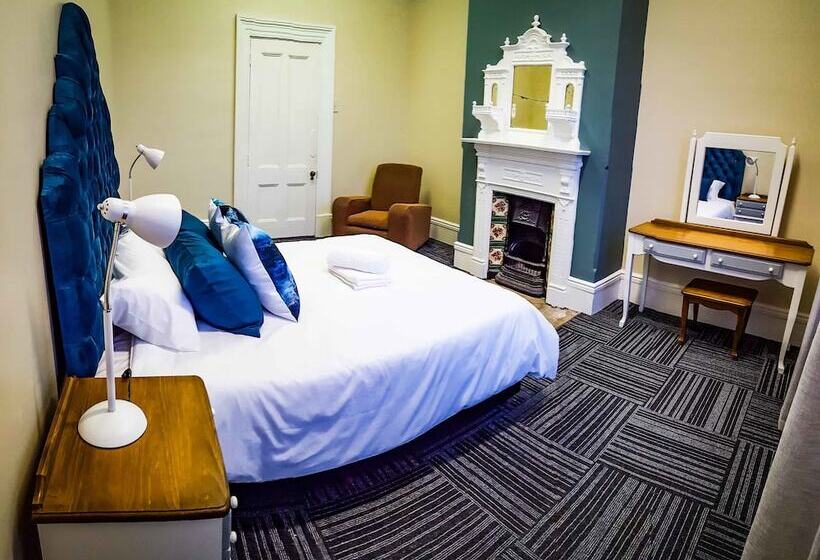 Island Vibe Port Elizabeth   Hostel