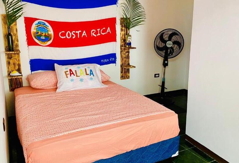 ユースホステル Nomada S Digital