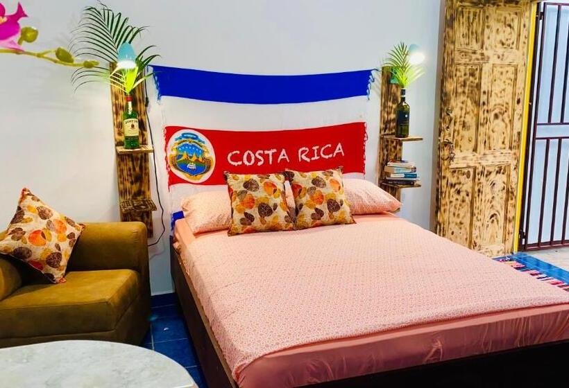 ユースホステル Nomada S Digital