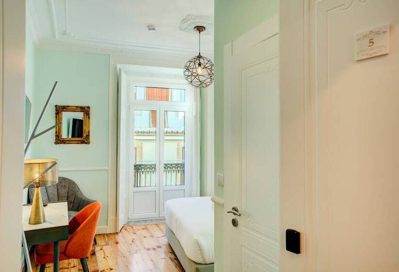 تختخواب و صبحانه Solar Dos Poetas