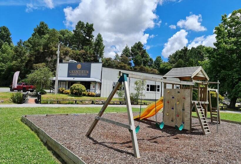 Grandeur Thermal Spa Resort